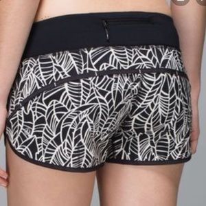 Lululemon Speed Up Short  Size US 10